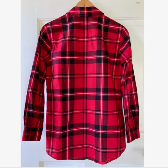 NEW Red Plaid Shirt Tunic Size 6 Foxcroft Holiday Tartan Wrinkle-Free Shaped Fit - Picture 8 of 12
